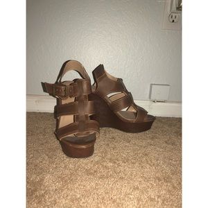 Brown wedges